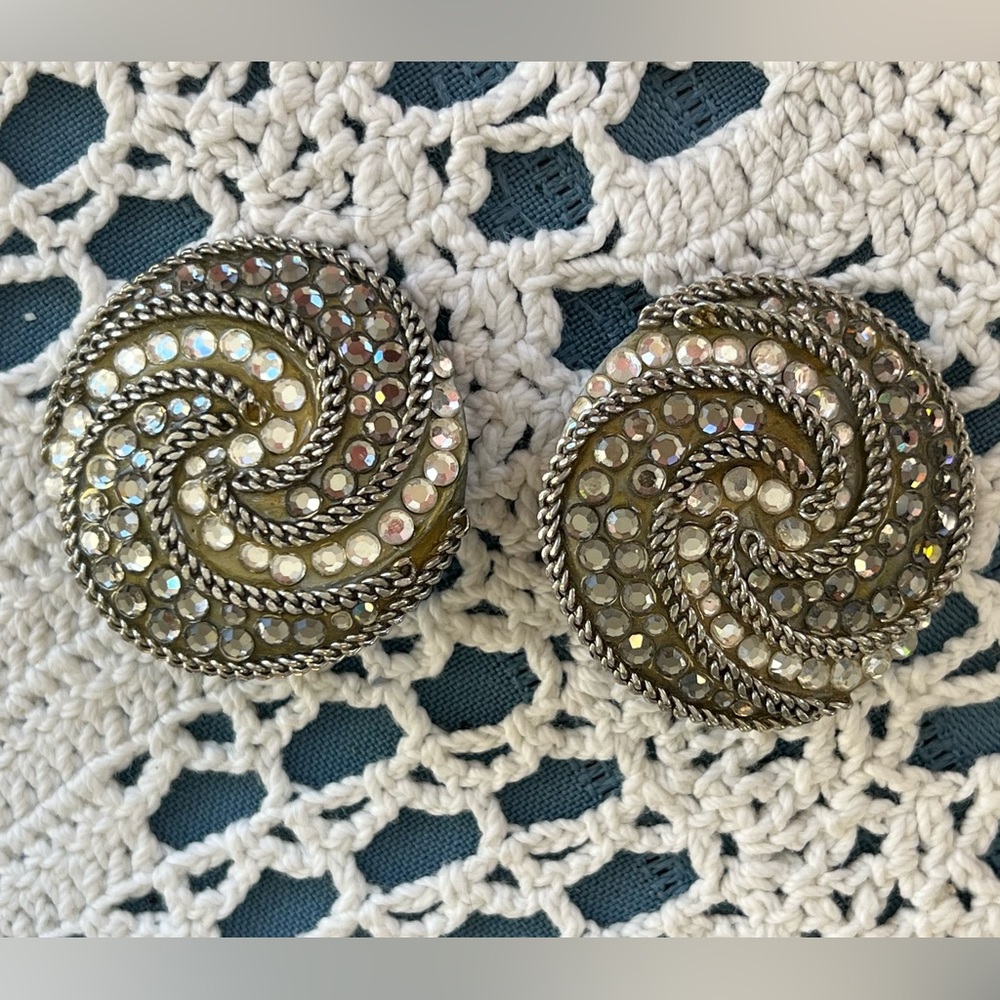 Richard Kerr vintage large clip on earrings